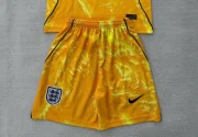 Short Inglaterra portero color amarillo 2026