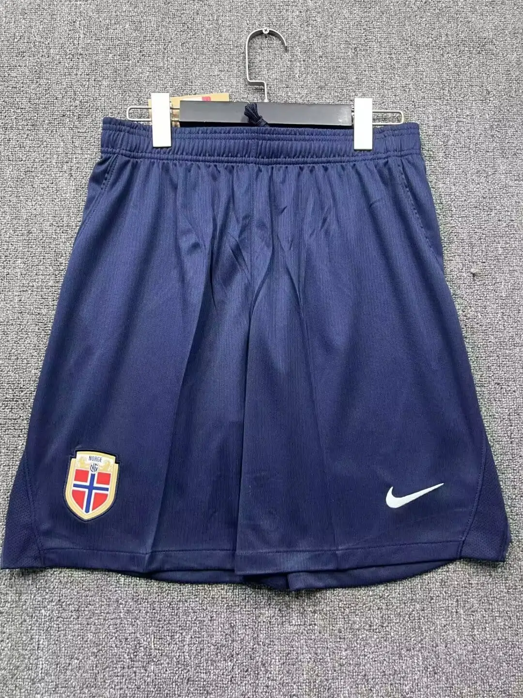 d4d82b04 Short Noruega local color azul 2026 - Imagen 1