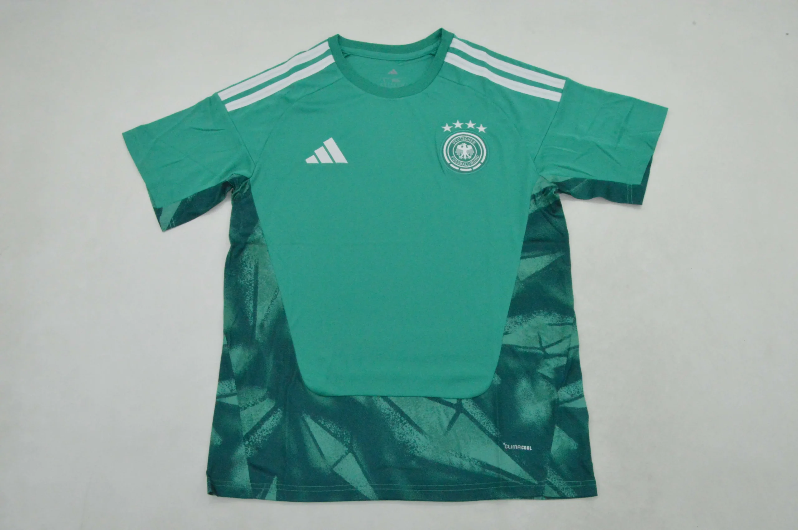 ece15182 Alemania portero color verde 2026 - Imagen 1