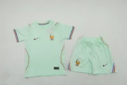 Kit de niño Francia visitante 2026