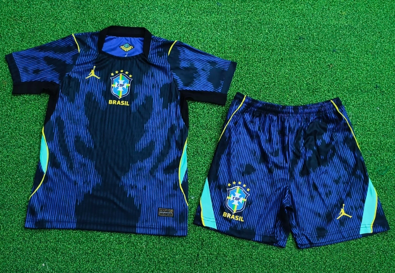 f52ab52d Kit de niño Brasil visitante 2026 versión jugador - Imagen 1
